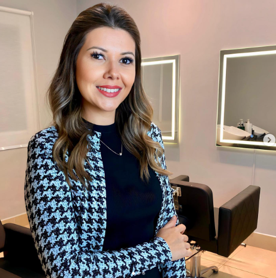 Graziela Cirilo - Cabeleireira e Maquiadora