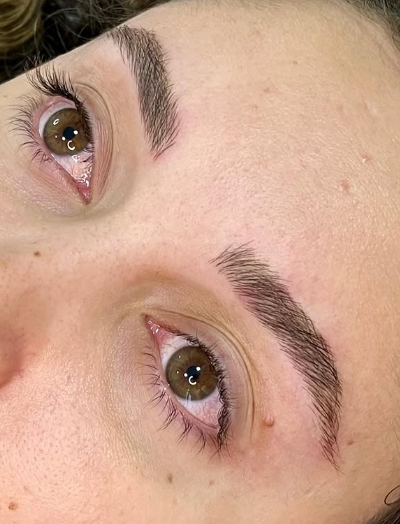 Karina Silva - Micropigmentação e Estética