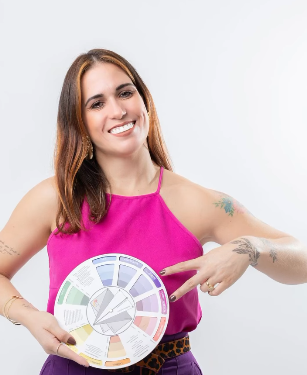 Ana Larissa Rizzo - Consultora e Estrategista de Imagem